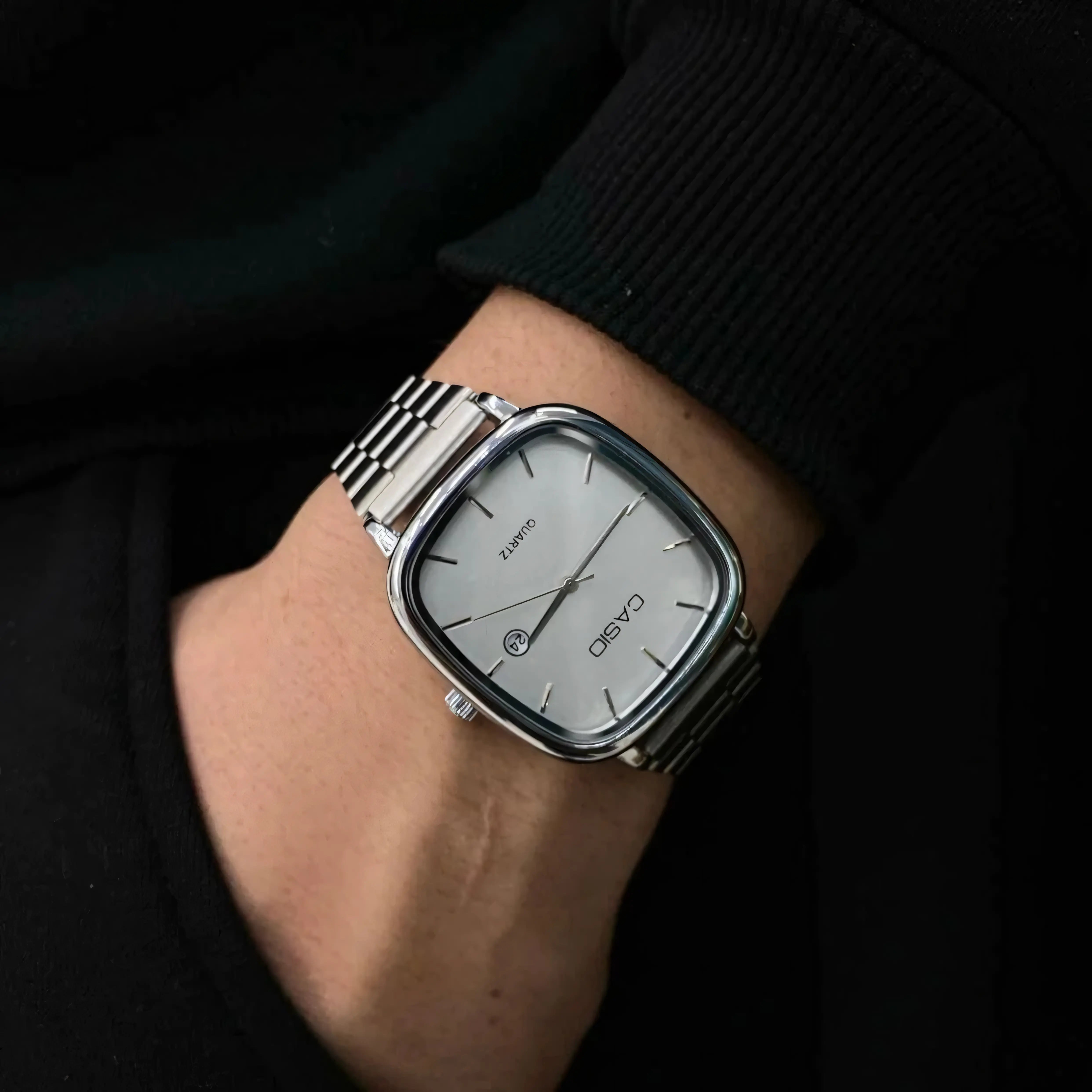 C A S I O Luxurious 36mm Watch