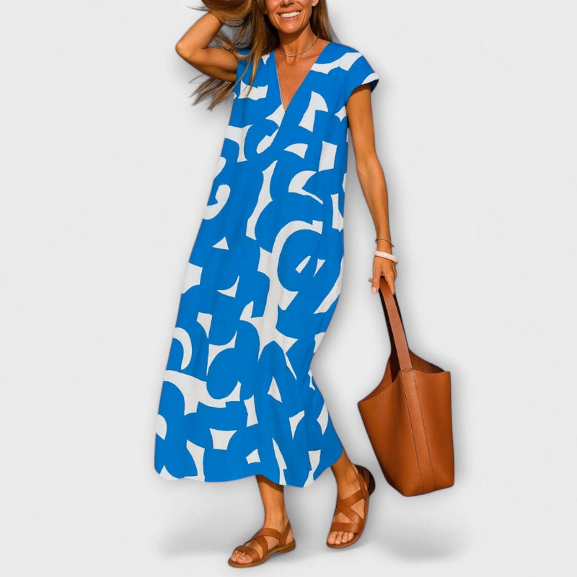 Linae – Light Dress with V-Neck