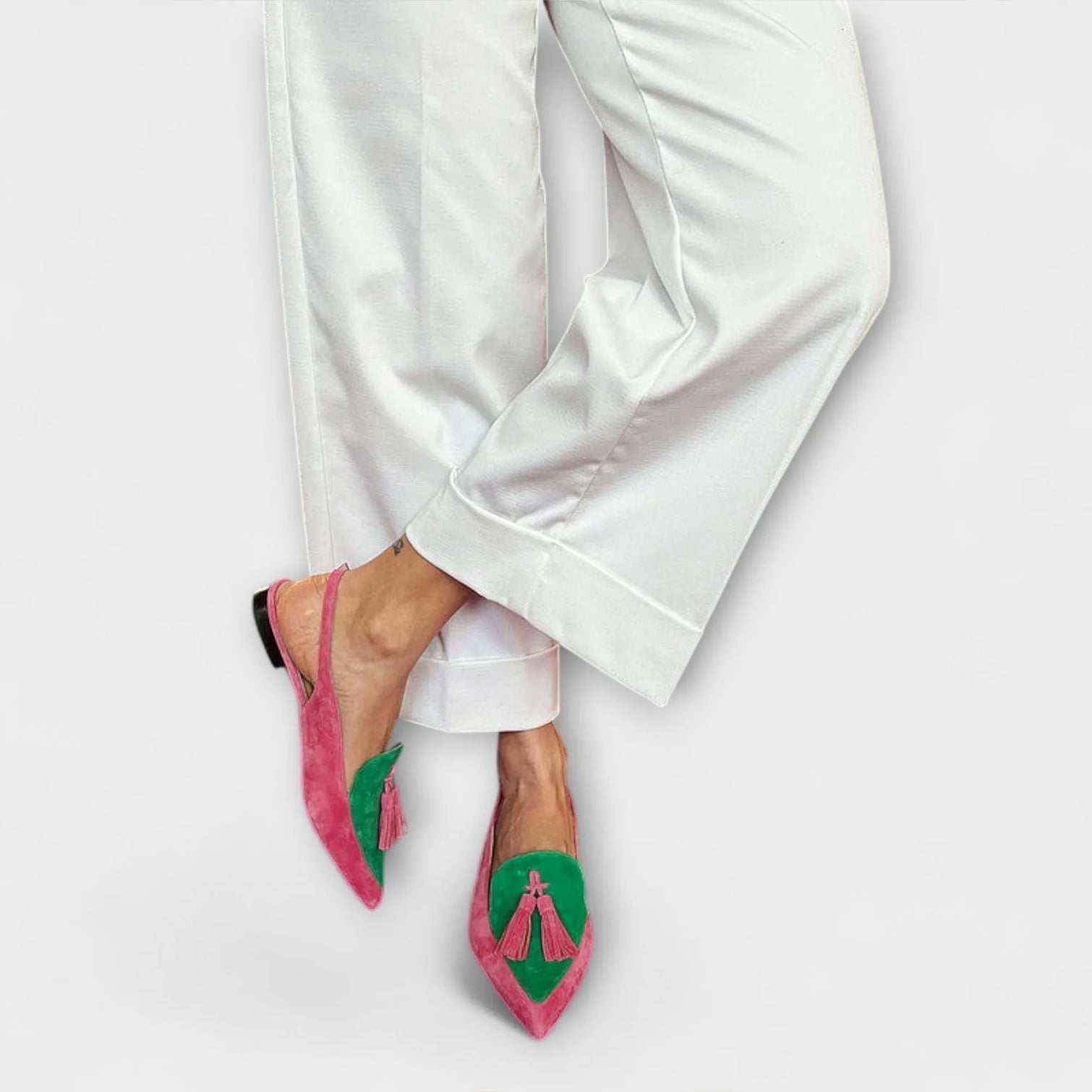 Frendessa – Color Play with Tassels Design