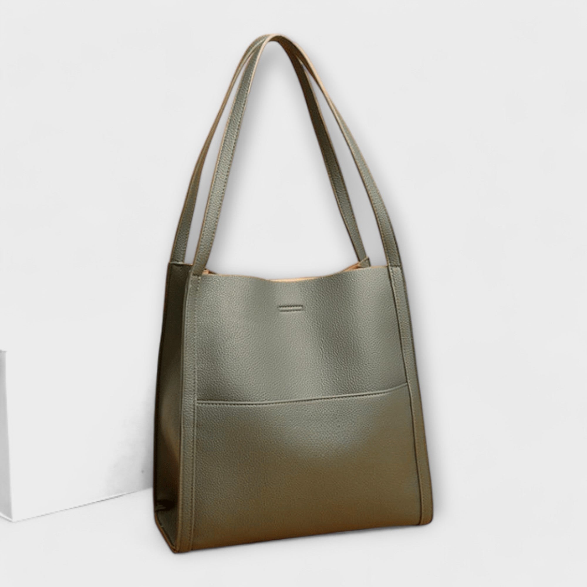 Aurellia. - Handcrafted Bag