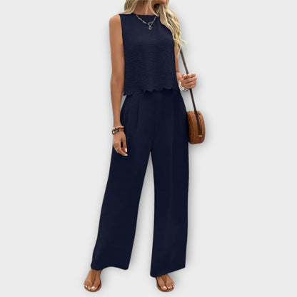 Valeria - Waistcoat with Petal Edge & Long Pants