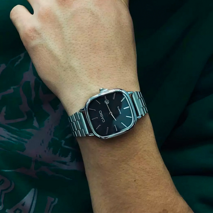 C A S I O Luxurious 36mm Watch