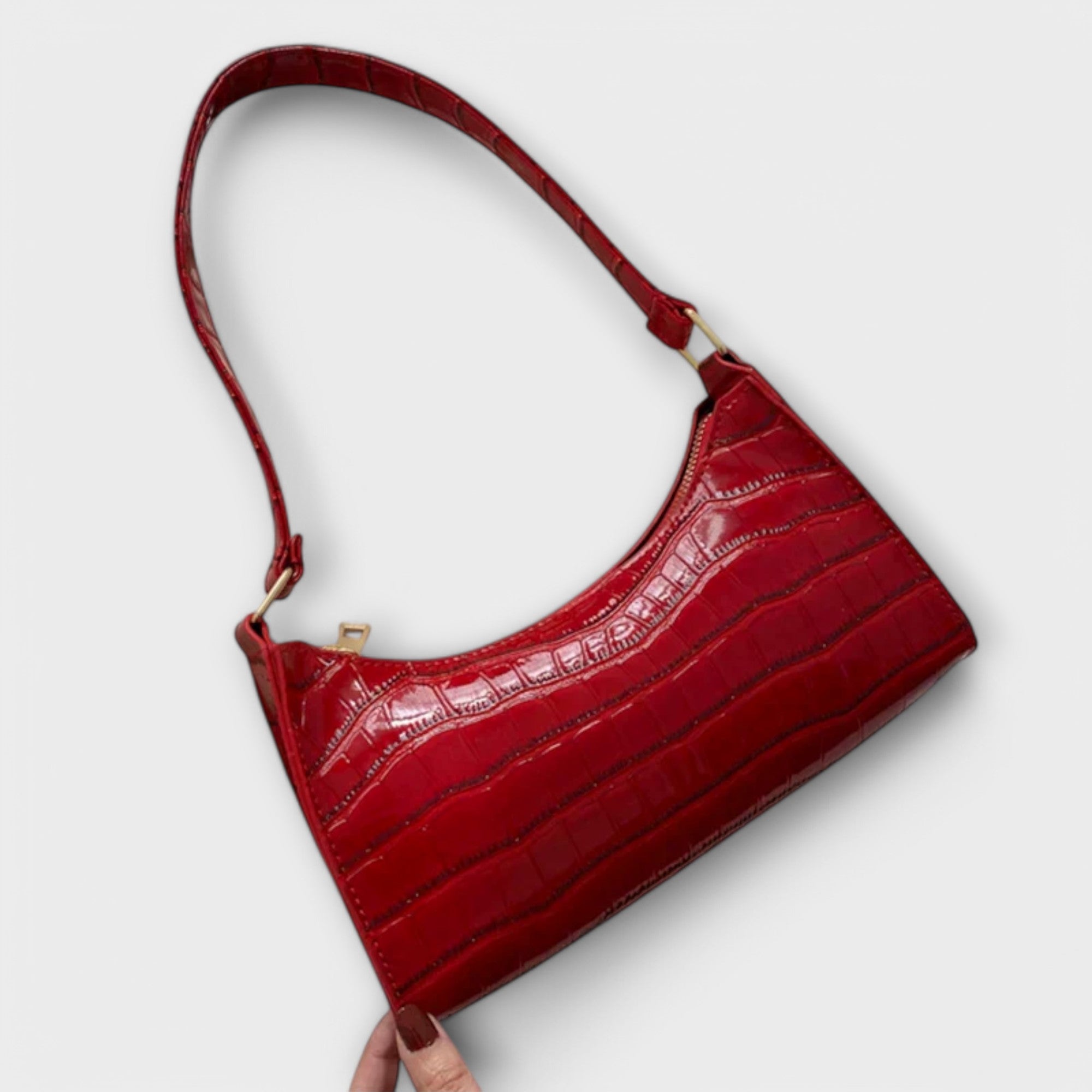 Aurellia. - Shiny Leather Bag
