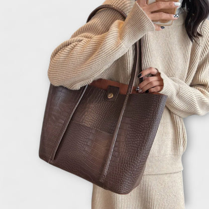Aurellia. - Vintage Shoulder Bag