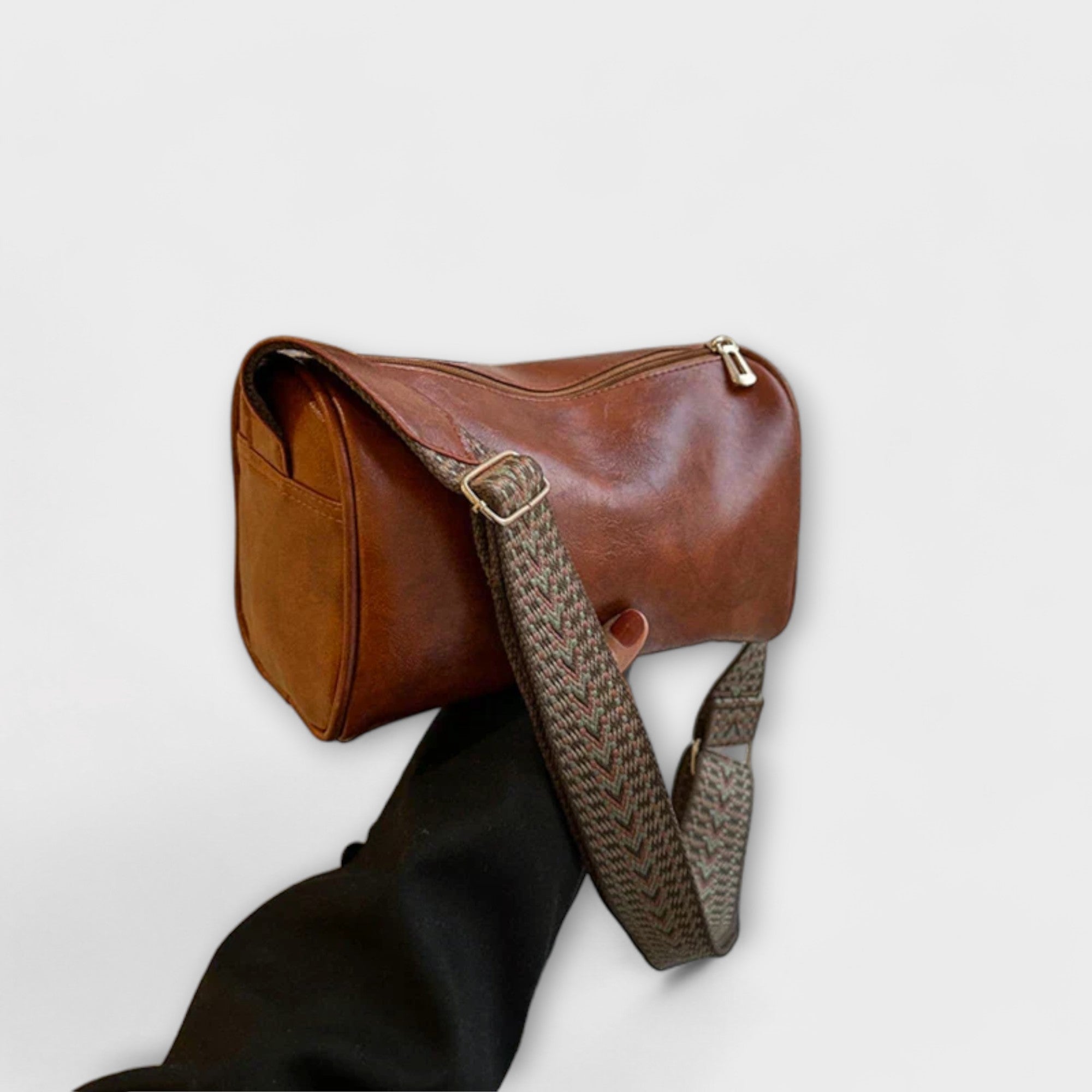 Aurellia. - Vintage Crossbody Bag