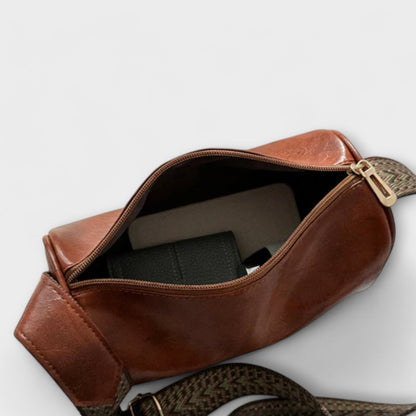 Aurellia. - Vintage Crossbody Bag