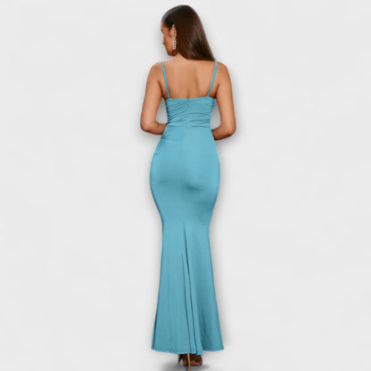 Callie - Elegant Ruffled Dress