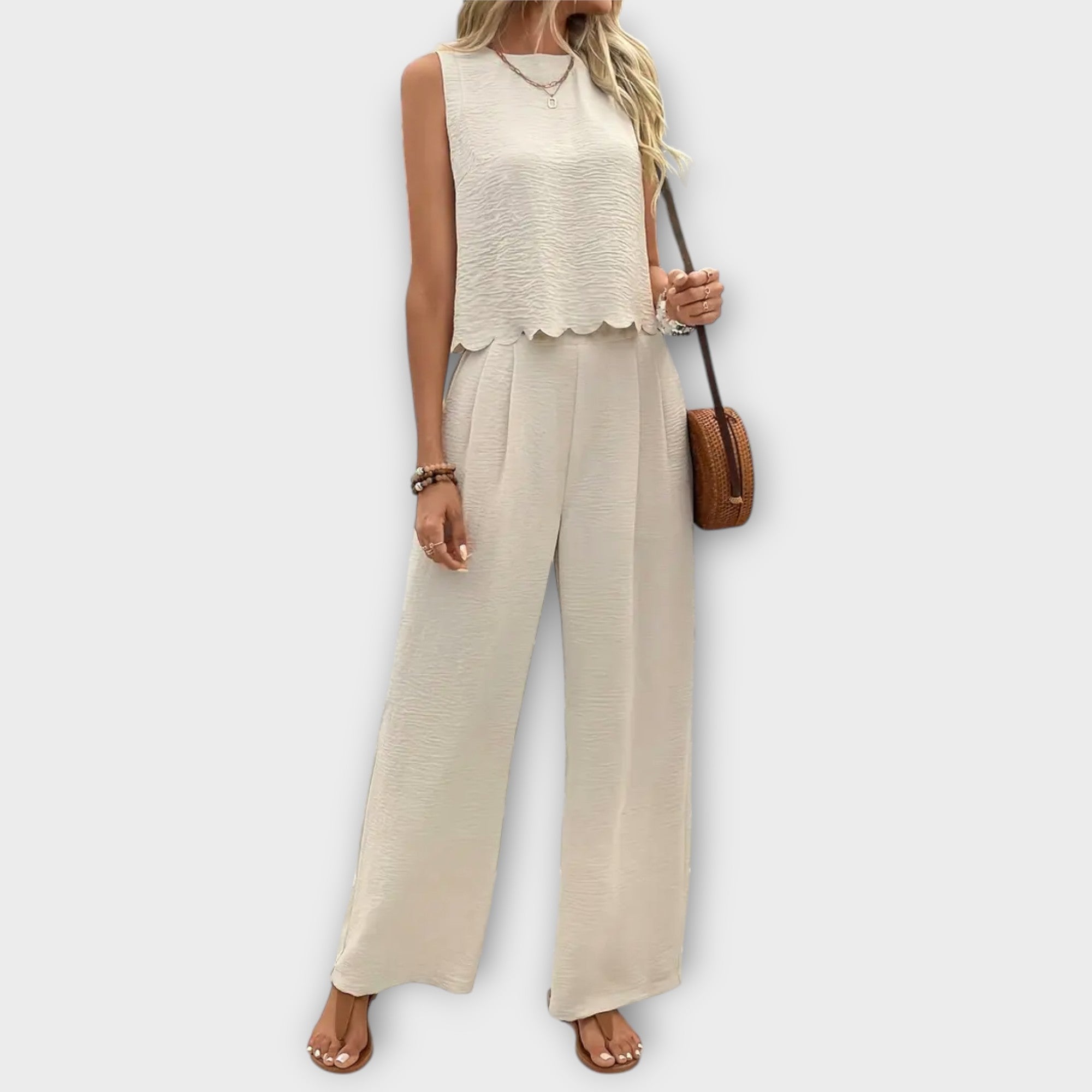 Valeria - Waistcoat with Petal Edge & Long Pants